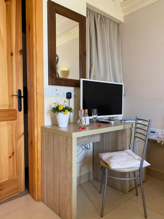 Ta' Giljan B&B Gozo Шаара Екстер'єр фото